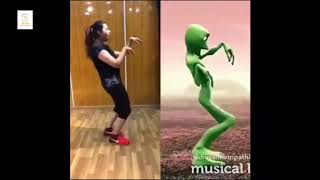Divyanka Tripathi Dame Tu Cosita Challenge 2018 | Yeh Hai Mohabbatein | Ishita// NEW VIDEO // 2018 screenshot 4