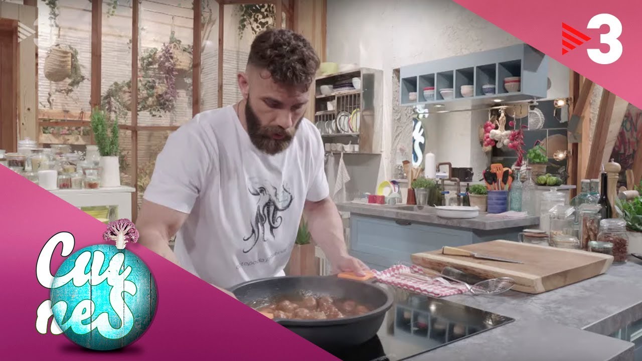 Sípia amb mandonguilles