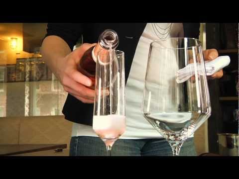 How to Serve Champagne & Sparkling Wine