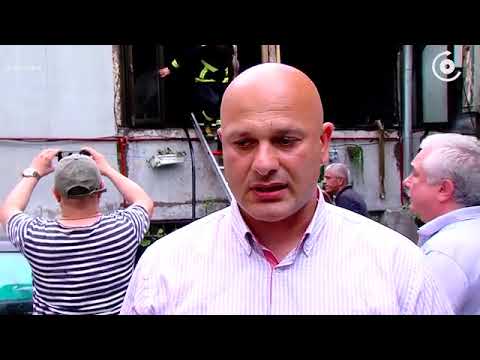 ბათუმში ბარაკის ტიპის საცხოვრებელ სახლს ცეცხლი გაუჩნდა