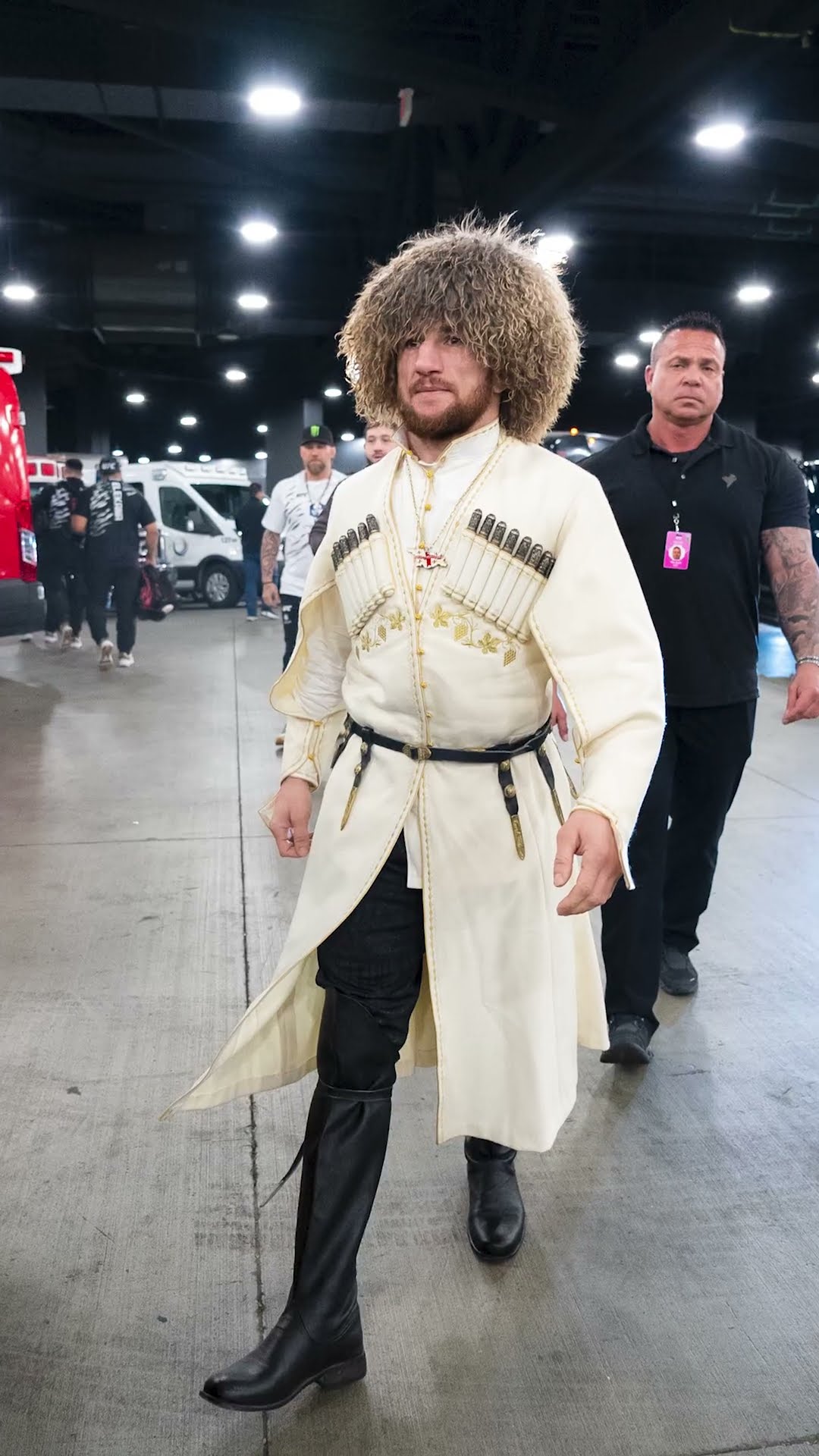 co-main arrived in STYLE ?‍? #UFC311