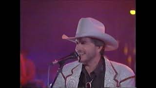 George Strait - Heartland (Official Music Video)