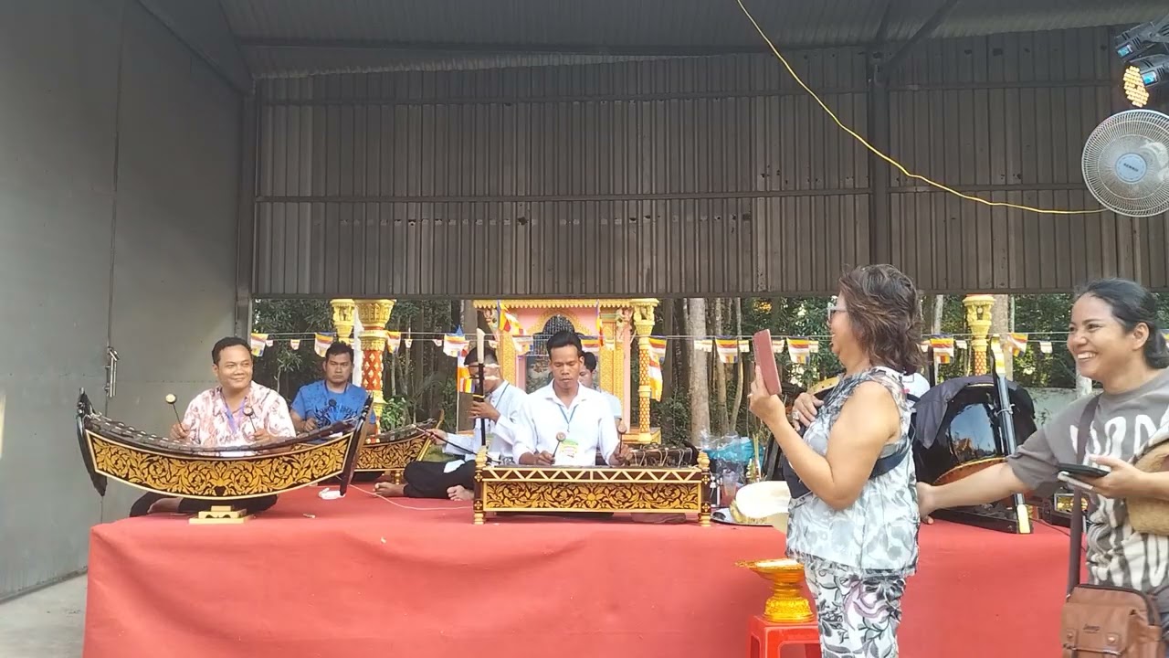 Plengpinpetkhomer út Dương 