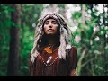Музыка индейцев. Индейцы поют на улицах Санкт-Петербурга