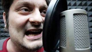 Video thumbnail of "Dino Dvornik - Sto ucinila si ti (live)"