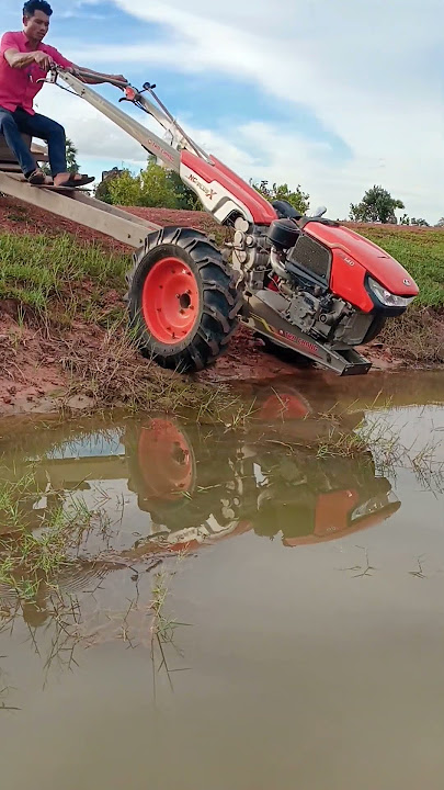 VS442, Kubota ZT140 Walking Tractor