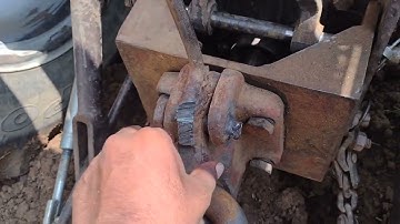 military Hooks vs pin hole bed