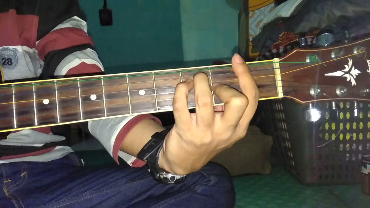 Kunci Gitar Terendap Laraku Naff Cover Youtube