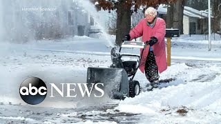 Photo Of An 82-Year-Old Woman Using Her Snow Blower In The Freezing Cold Goes Viral