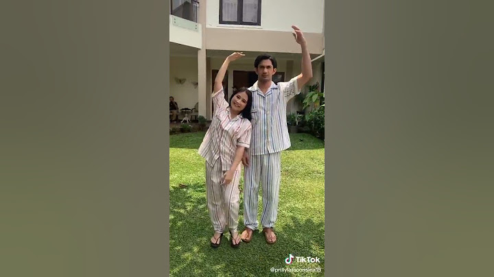 reza rahadian lagi2 nurut diajak tiktokan sama prilly 😉