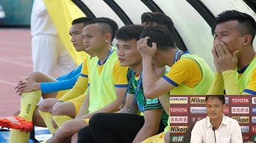 BÙI TIẾN DŨNG ngồi dự bị quá lâu ở  FLC THANH HÓA các chuyên gia bóng đá nói gì