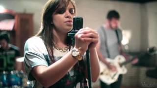 Video thumbnail of "Santo (Holy) - Sara Alencar (Clipe Oficial) Playlist Gospel"