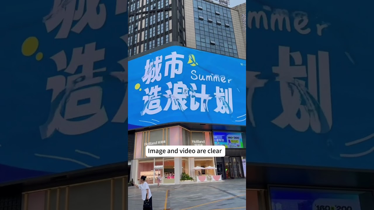 Super High Brightness outdoor LED display 8000-10000nit working under strong sunlight