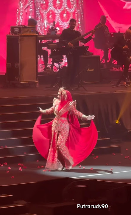 Es Lilin | DS Siti Nurhaliza The Next Wave Concert Live In Singapore