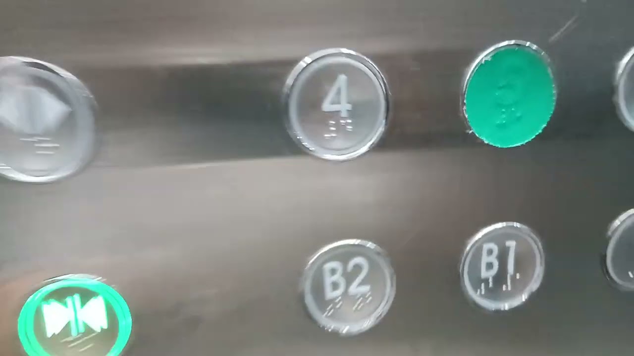 서해아파트 옆 오성프라자6차 현대 엘리베이터 탑사기. 1호기 2호기