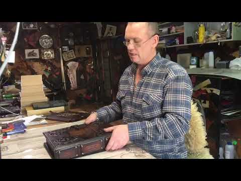 Подарок врачу - книга "Афоризмы великих врачей" в красивом кожаном коробе Подарок врачу - книга "Афоризмы великих врачей" в красивом кожаном коробе