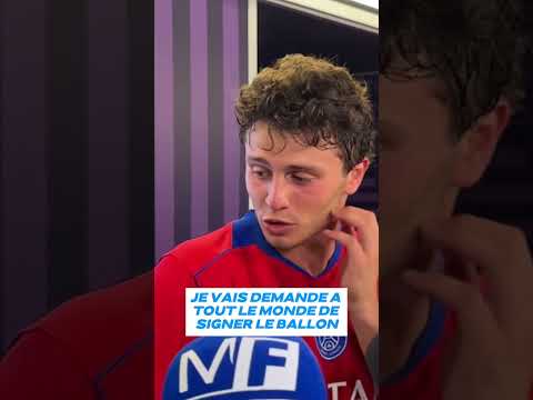 🎙️ « Je vais faire signer le ballon par tous les joueurs ! »👉🏻 Joao Neves au micro de MadeInFoot