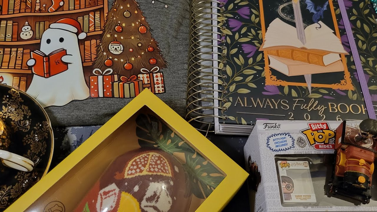 ASMR Christmas Haul 2025: Whispering, Tapping, Lo-fi 