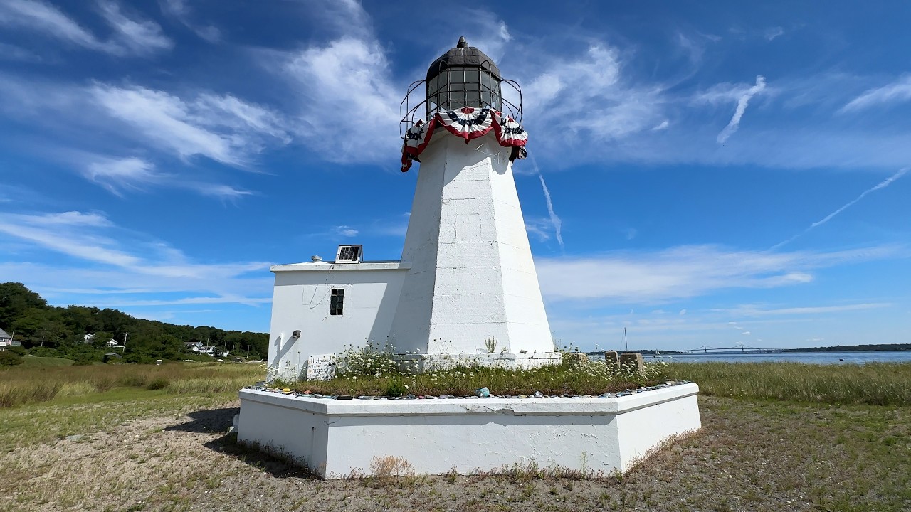 Paddle to Prudence Island in Portsmouth Rhode Island