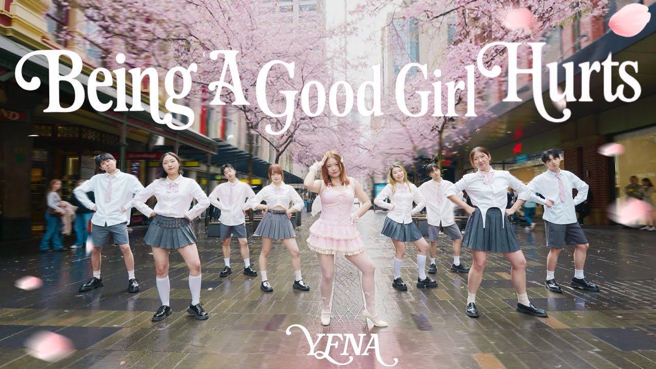 [KPOP IN PUBLIC] | ONE TAKE | YENA - 