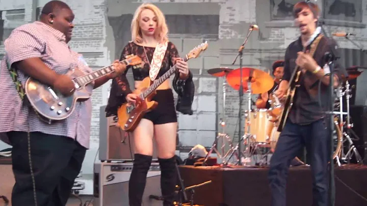 "Kick Around" Samantha Fish / Kingfish Ingram & TY...