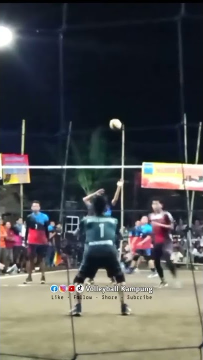 SMASH ALDI AZHAR PEMAIN PROLIGA BNI46 KELUAR JARING HEBOHKAN PENONTON #SHORT #FYP #VOLLEYBALLKAMPUNG