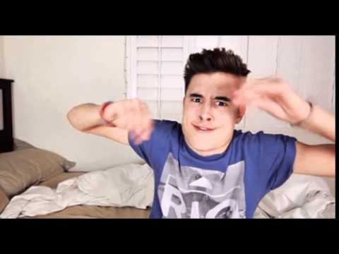 Kian Lawley Moments (Gifs) - YouTube