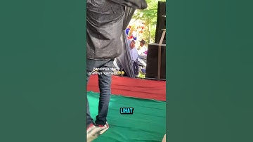 Momen lucu ketika seorang anak ngambek saat bapaknya nyawer biduan ‼️‼️‼️#lucu #bikinngakak #shorts
