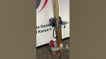 vẽ tranh tường công nghệ bằng máy