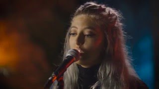 Sofia Karlberg - Back to Black LIVE // YouTube Music Foundry chords