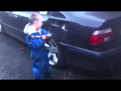 ალბათ მეზობლის მანქანაა, რომელმაც ძაან გააბრაზე :D :D :D