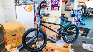 NEW BMX BIKE! Unboxing and Bike Build