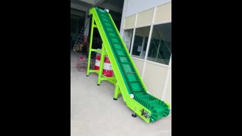 Incline cleated Belt Conveyor