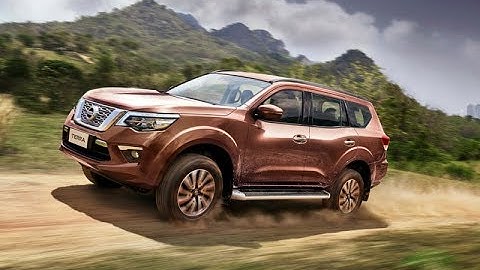 So sánh nissan terra và trailblazer