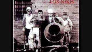 Video thumbnail of "Los Nikis - Por el interés te quiero Andrés"