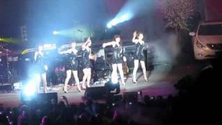 Hollywood Bowl 2010 Wonder Girls - Tell Me [HQ]