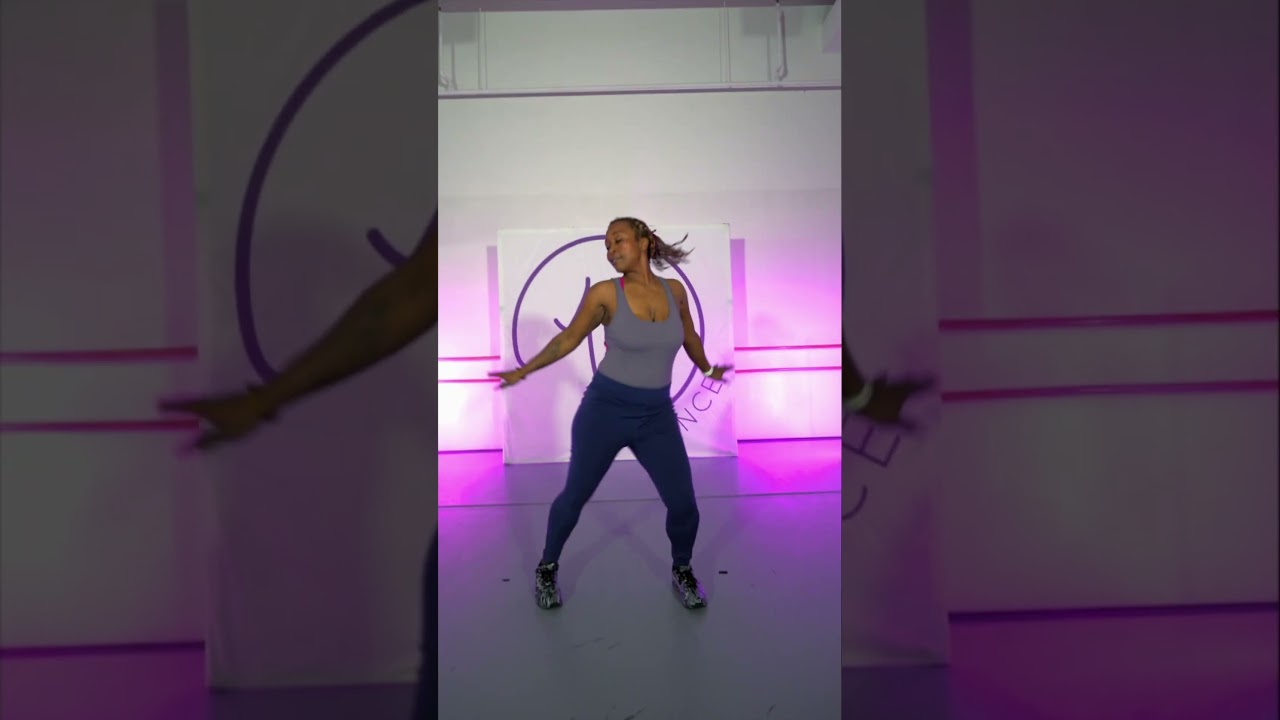 Mic'd Up: Solo Series with Amanda