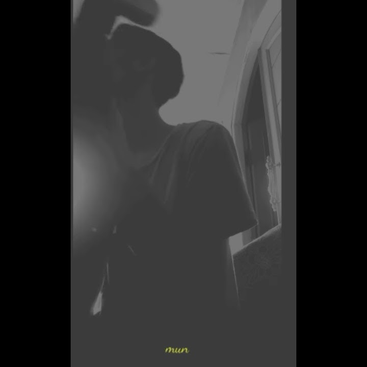 Story WA cover lagu puisi
