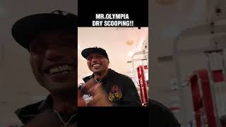 BRANDON HENDRICKSON DRY SCOOPING! #mrolympia #arnoldclassic #bodybuilding #gym #gymmotivation