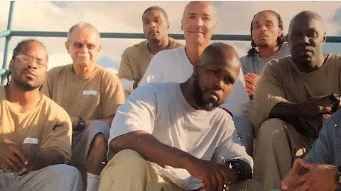 FEDERAL PRISON - MURDAH (BROWNSVILLE) SMASHED A DU...