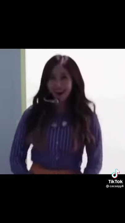 SINB Dengan Jalannya yang Bobrok 😂-- Gfriend