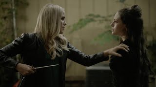 Legacies 4x05 Rebekah stabs Hope, they talk about being a Vampire (FULL HD)