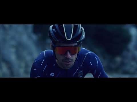 CASCO HJC IBEX LOTTO SOUDAL (TALLA XS) video