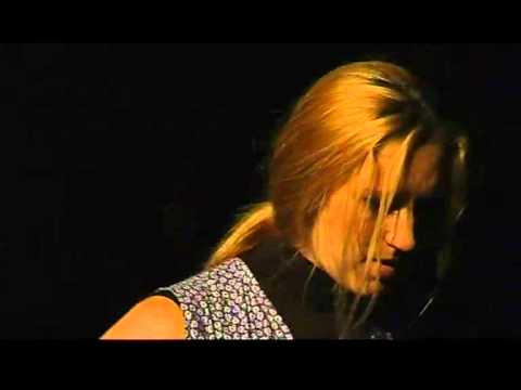 Linda Konrad - Hell wie in der Sonne (live).mp4