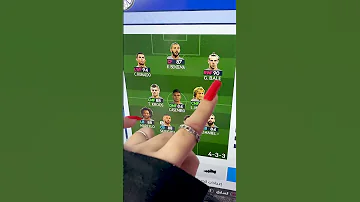 التشكيلة التي احتلت اوروبا 