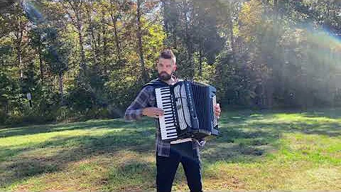 Benny Ratiu - Accordion Romanian Music ( doina )