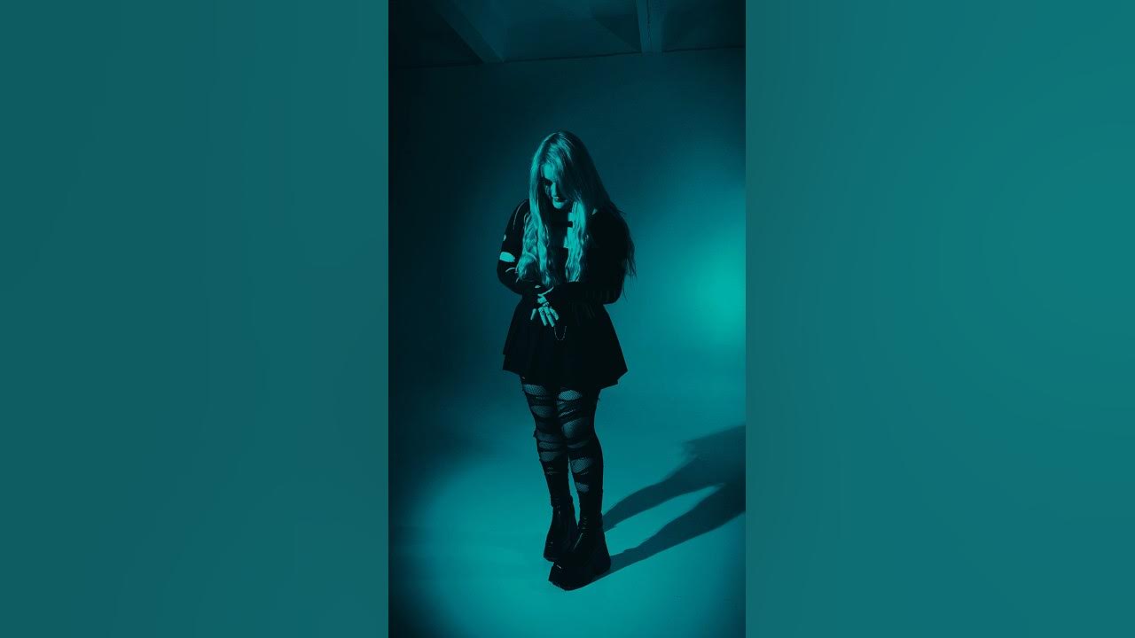 ПОЛЛИ ХОЧЕТ КРЕКЕР - lilies (сниппет 2024) - YouTube