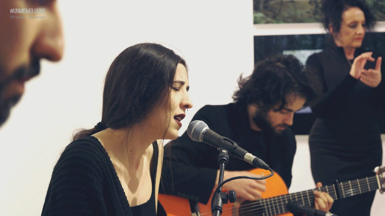 UN MISMO LUGAR -  SI TE VAS  (EXTREMODURO)  EL PORTAL DE CARMEN