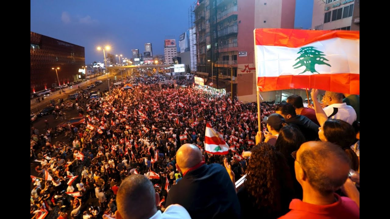 استمرار المظاهرات في لبنان احتجاجا على تردي الأوضاع المعيشية