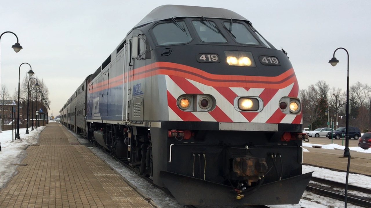 Lake Forest Railfanning: Christmas Edition